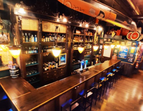 cheers interior